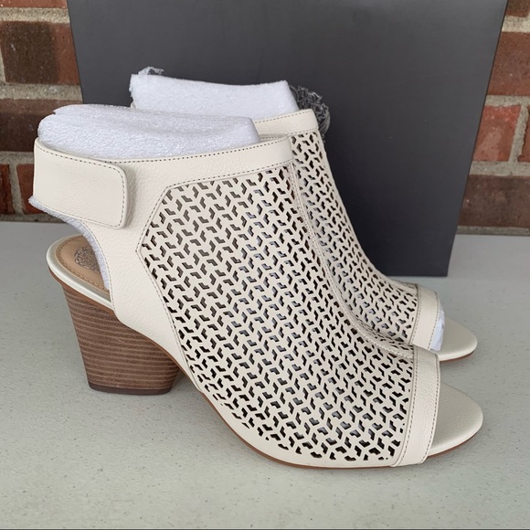 Vince Camuto Shoes - Vince Camuto Women’s Dastana Cream Leather Cage Block Heel Sandals US 11 W Wide